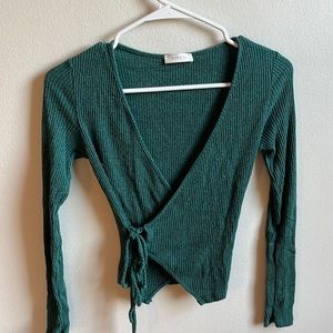 Green long sleeve top size S